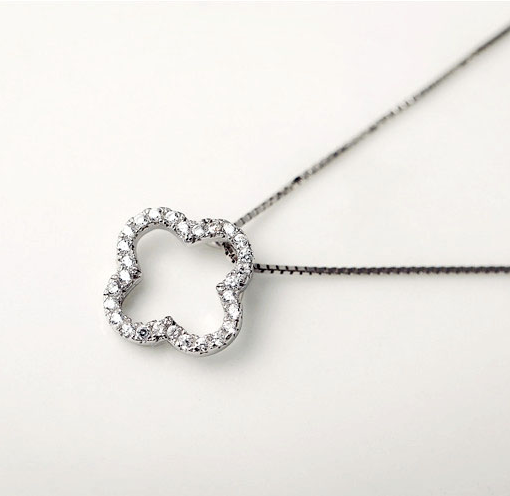 Silver Hollow Clover With Embed Setting Crystals Necklace