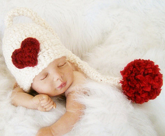 SOFT HANDMADE COTTON CROCHET OUTFIT FOR INFANT - HEART HAT