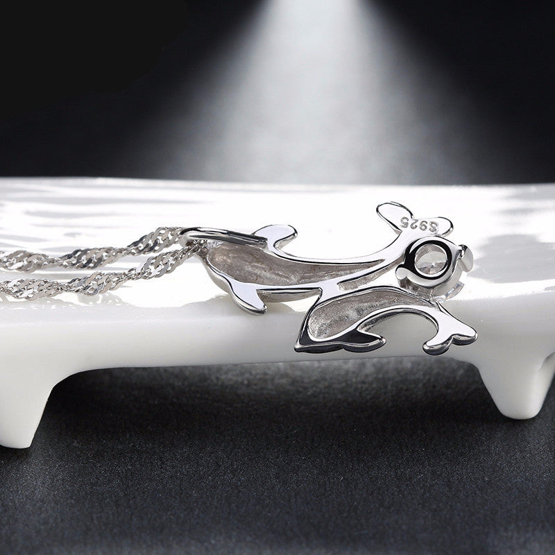 Silver Couple Dolphins Necklace With AAA Austrian Zirconia