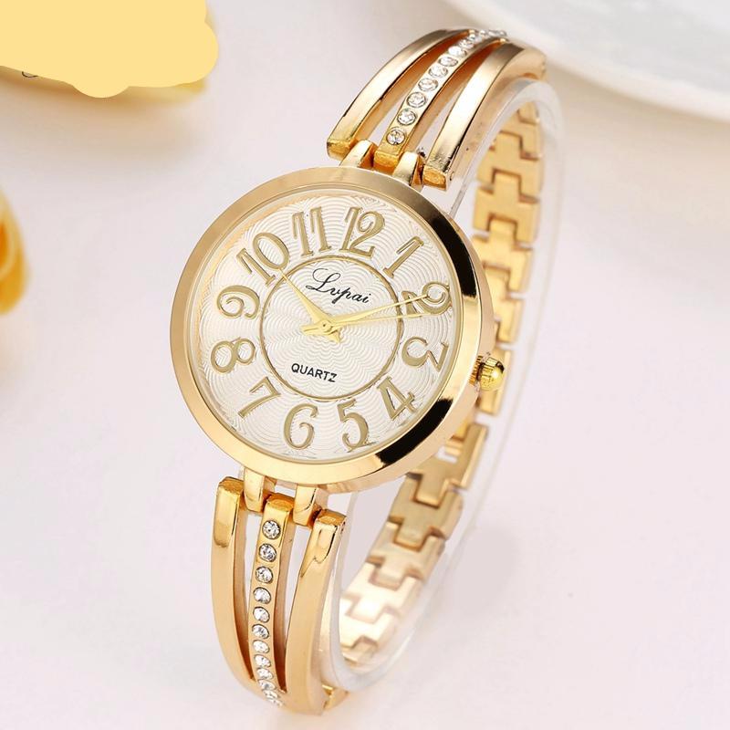 Round Dial Luxury Quartz Wristwatch